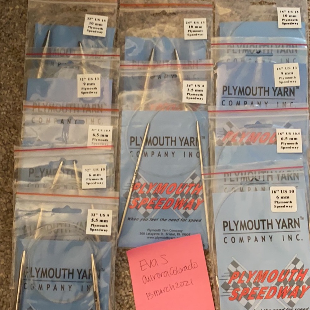 New circular knitting needles lot